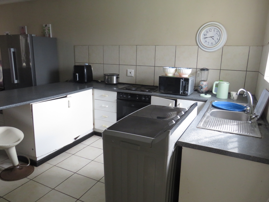 3 Bedroom Property for Sale in Emerald Heights Eastern Cape